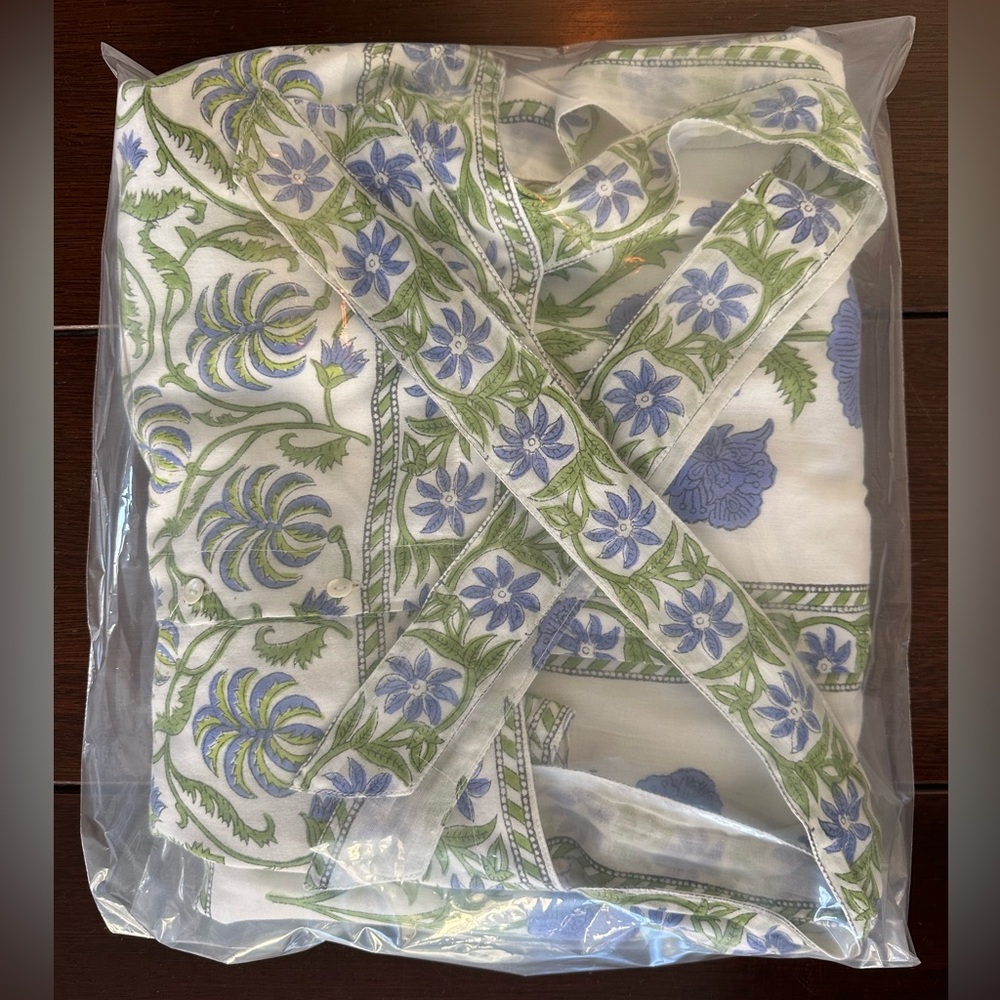 Juliet Dunn Tie Shoulder Midi Dress. Blue/White Floral. M. EUC - Picture 10 of 10